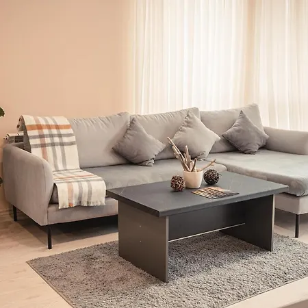 Elite Business With Free Gym Pass, Street Parking And Full Office Setup Apartamento