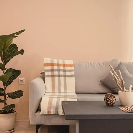 Urban 1br With Dedicated Office Space In By Flat Manаger Appartamento Plovdiv