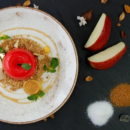 Elite Business With Free Gym Pass, Street Parking And Full Office Setup Апартамент Пловдив