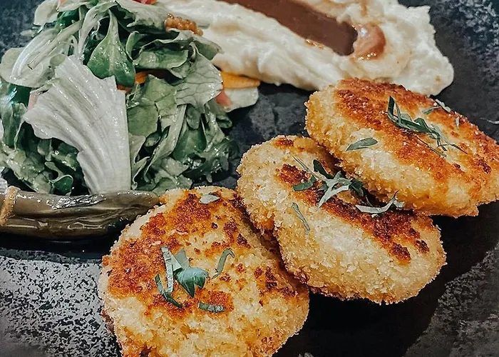 Elite Business With Free Gym Pass, Street Parking And Full Office Setup